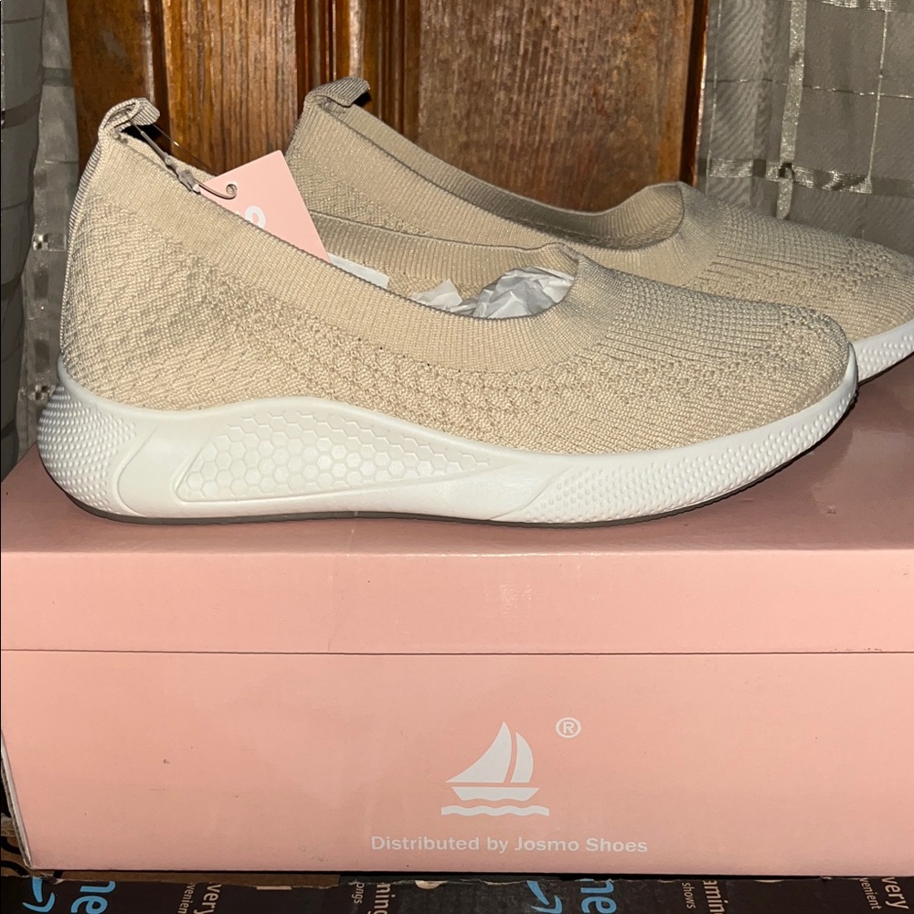 Brand new Sail  Women's Beige Slip-On Sneakers